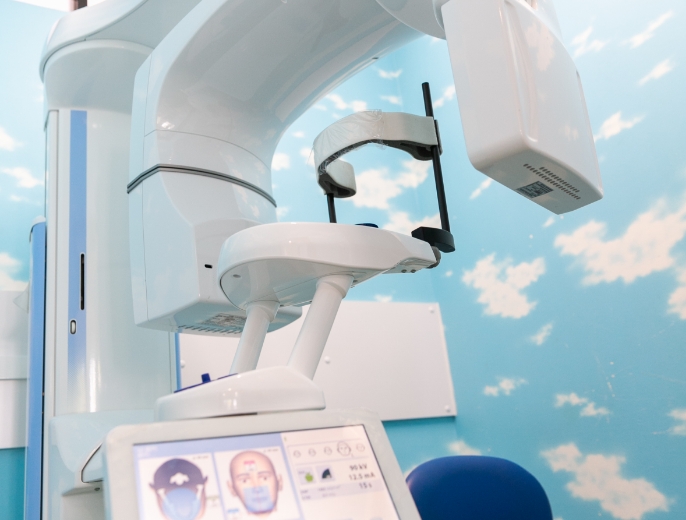 歯科用CTを使用した精密な検査